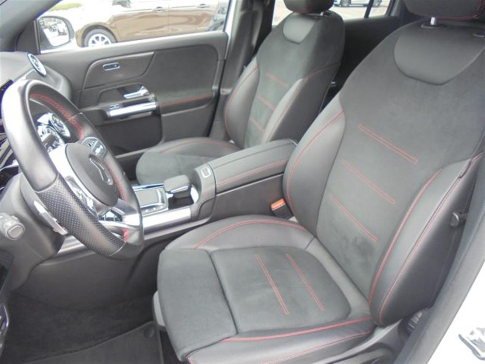 GLA 200   GLA 200 AMG LINE Automatic n