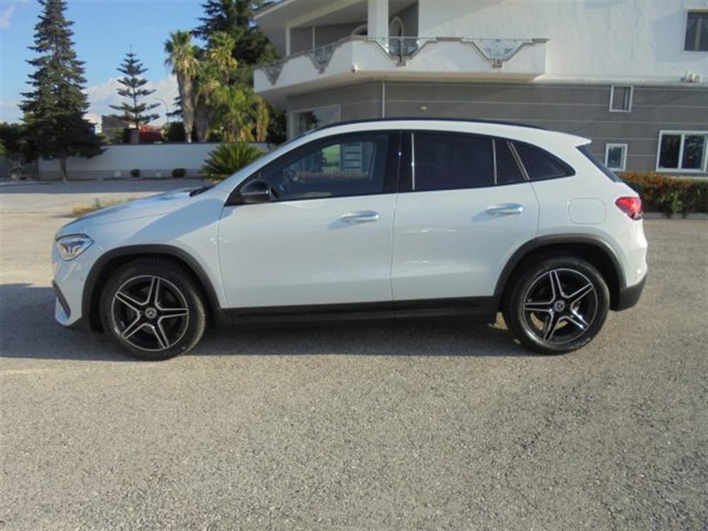 GLA 200   GLA 200 AMG LINE Automatic n