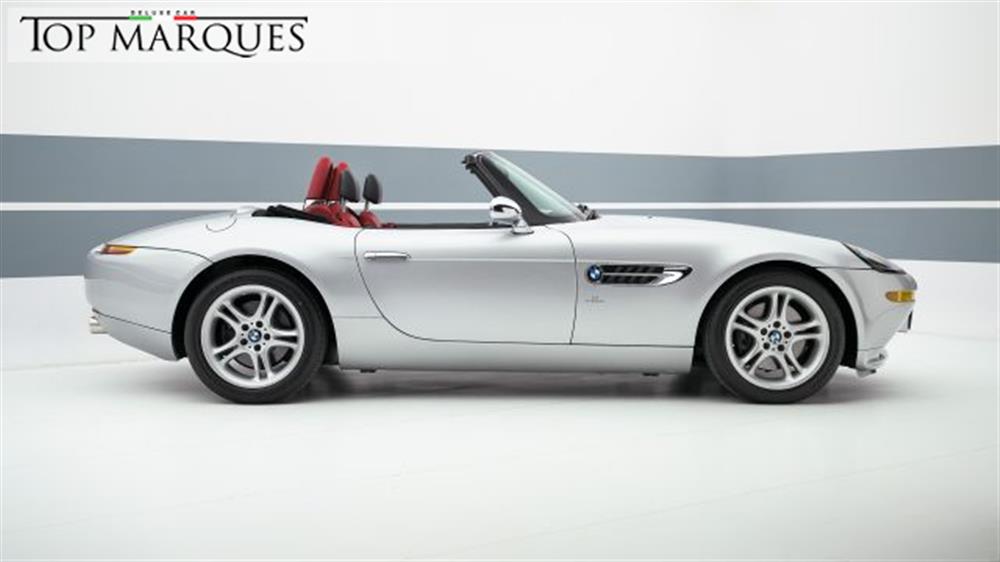 Z8   Z8 Z8