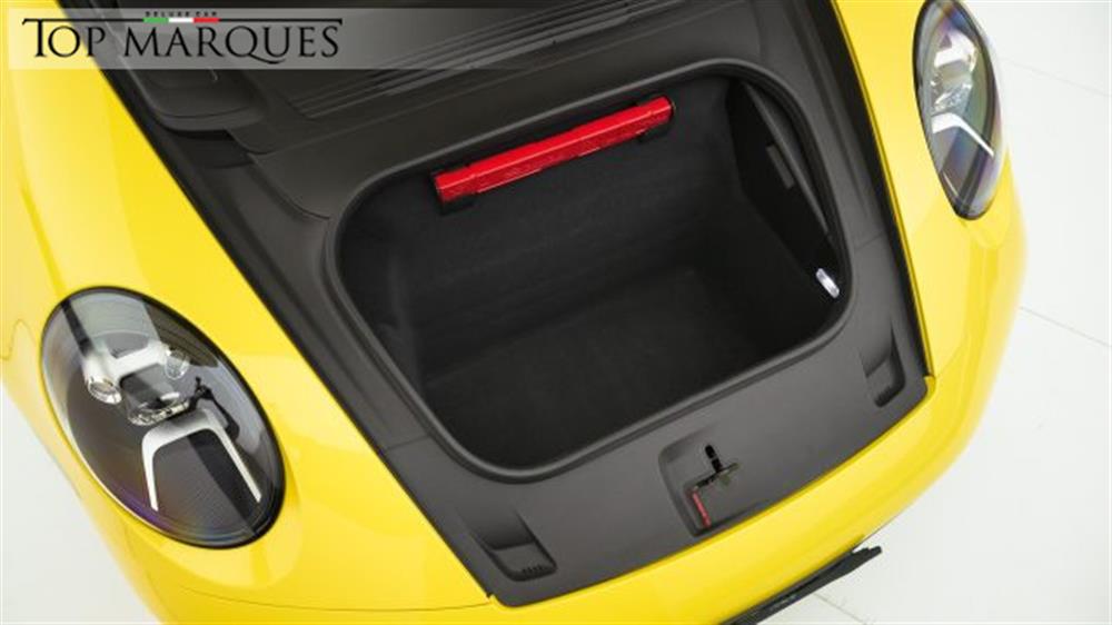 911   911 Carrera 4S
