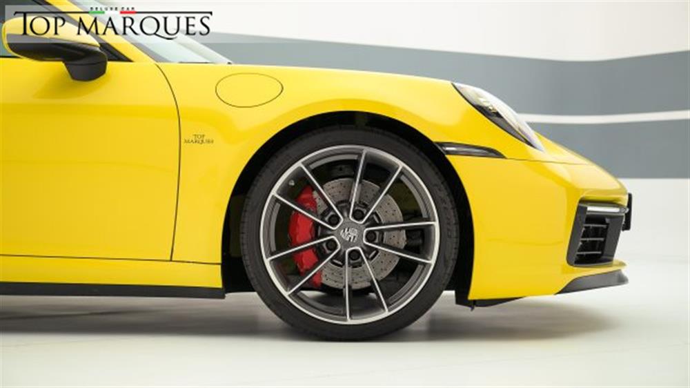 911   911 Carrera 4S