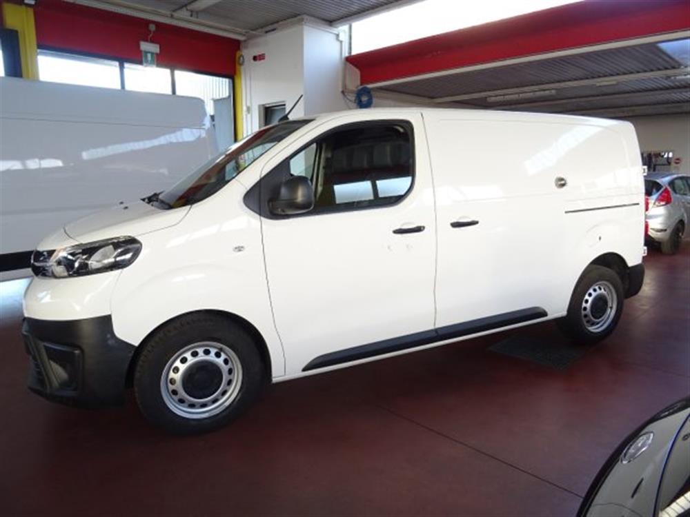 Proace   Proace 2.0D 122CV S&S Compa