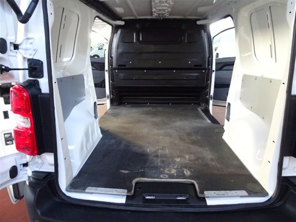 Proace   Proace 2.0D 122CV S&S Compa