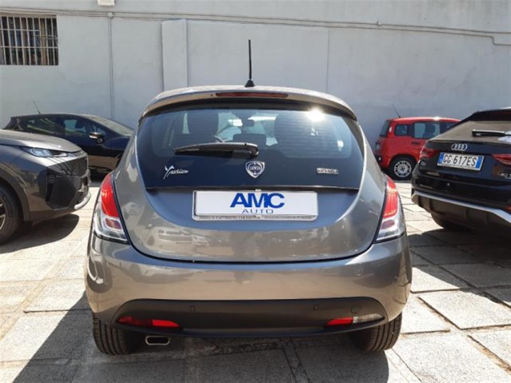 Ypsilon   Ypsilon 1.0 FireFly 5 porte