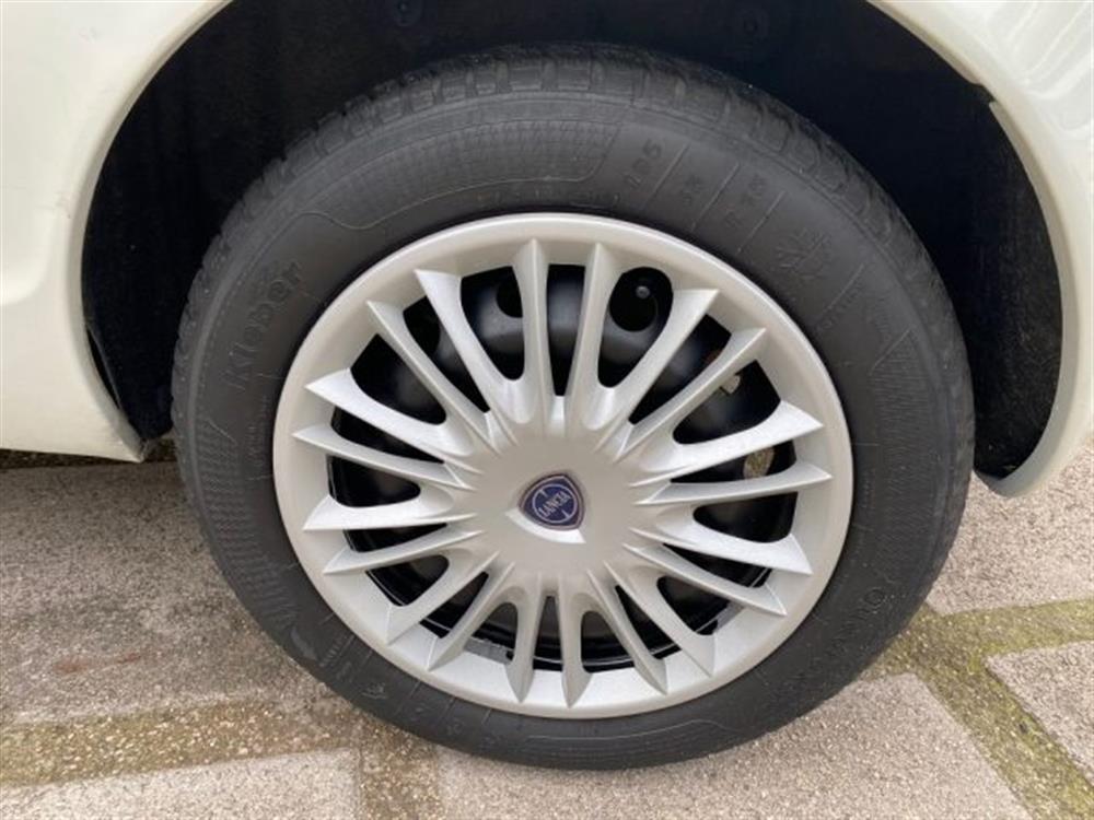 Ypsilon   Ypsilon 1.2 Oro