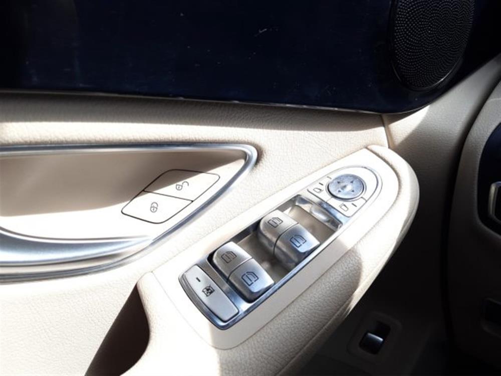 GLC 300   GLC 300 de 4Matic Plug-in hy