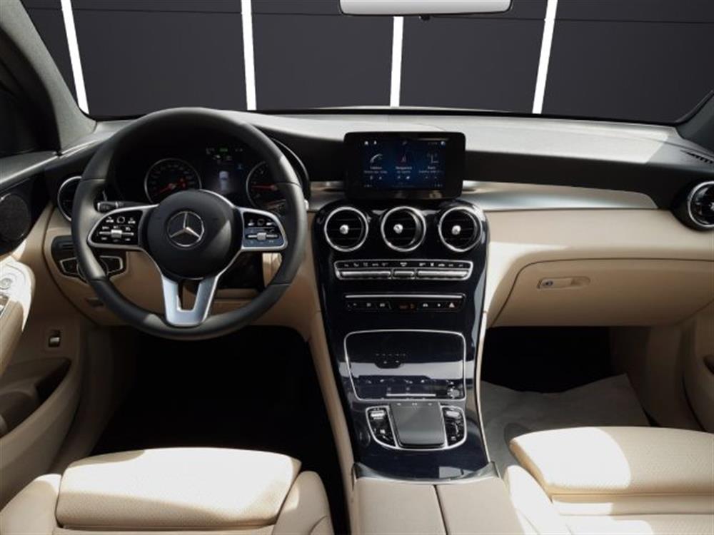 GLC 300   GLC 300 de 4Matic Plug-in hy