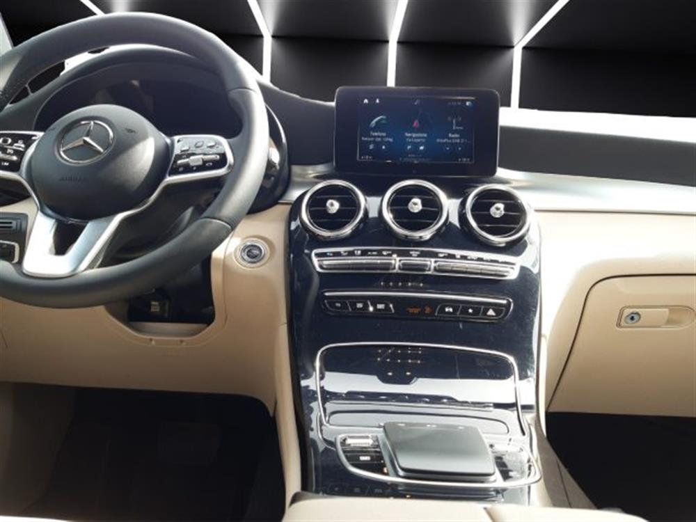 GLC 300   GLC 300 de 4Matic Plug-in hy