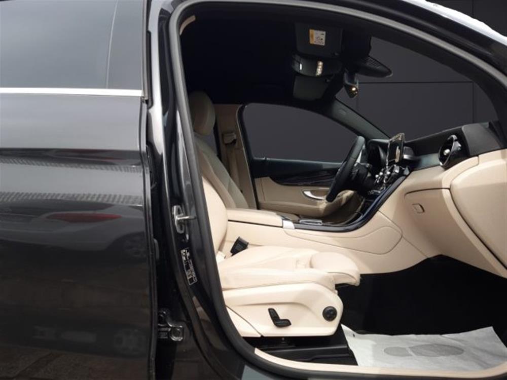 GLC 300   GLC 300 de 4Matic Plug-in hy