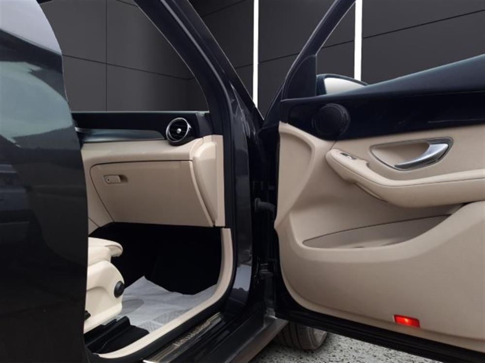 GLC 300   GLC 300 de 4Matic Plug-in hy