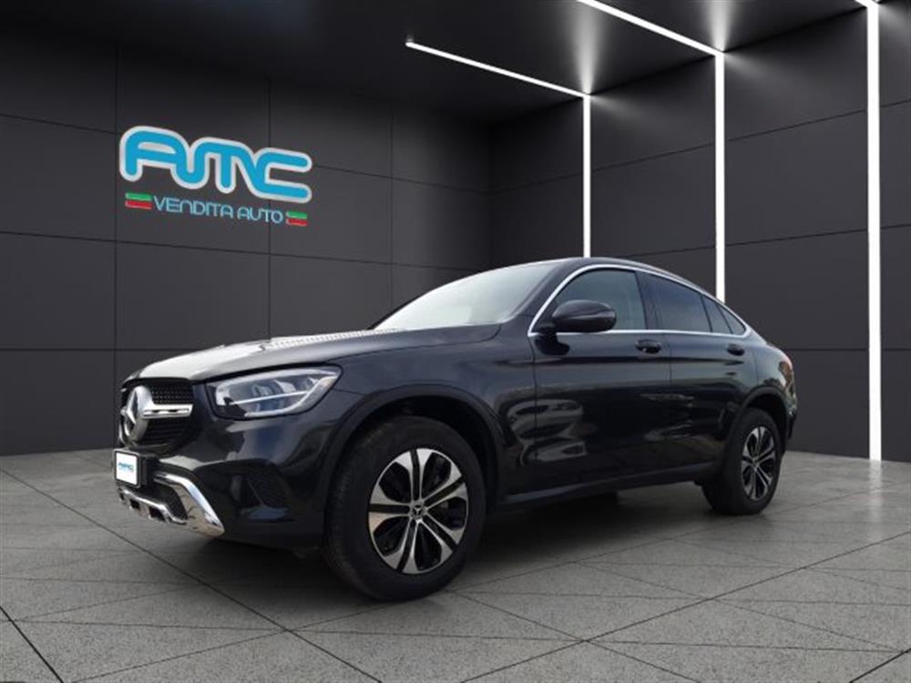 GLC 300   GLC 300 de 4Matic Plug-in hy