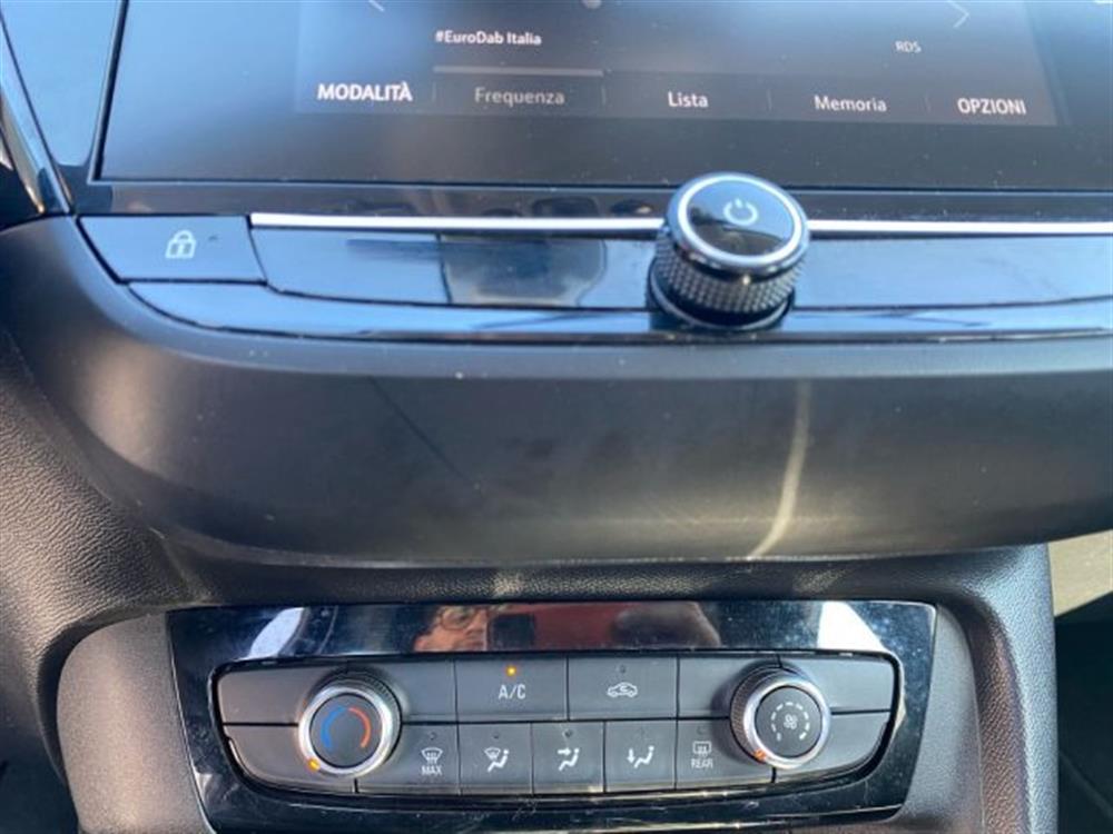 Corsa   Corsa 1.2 Edition