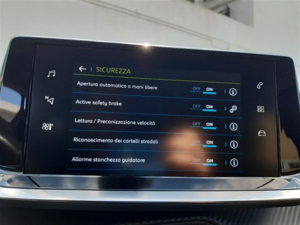 208   208 motore elettrico 136