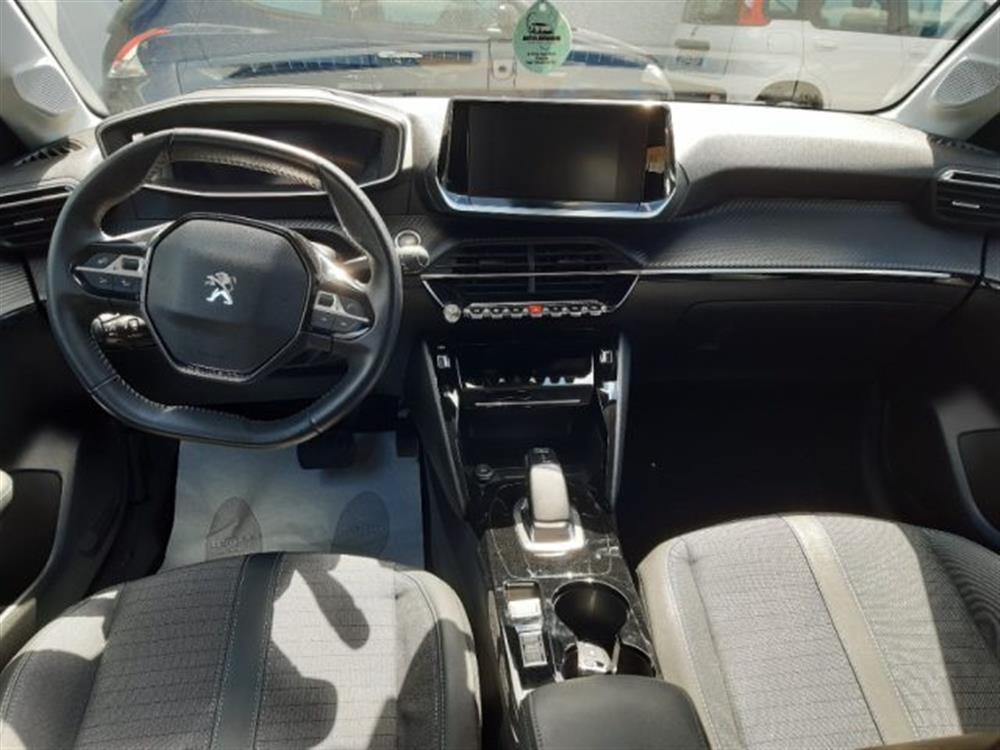 208   208 motore elettrico 136