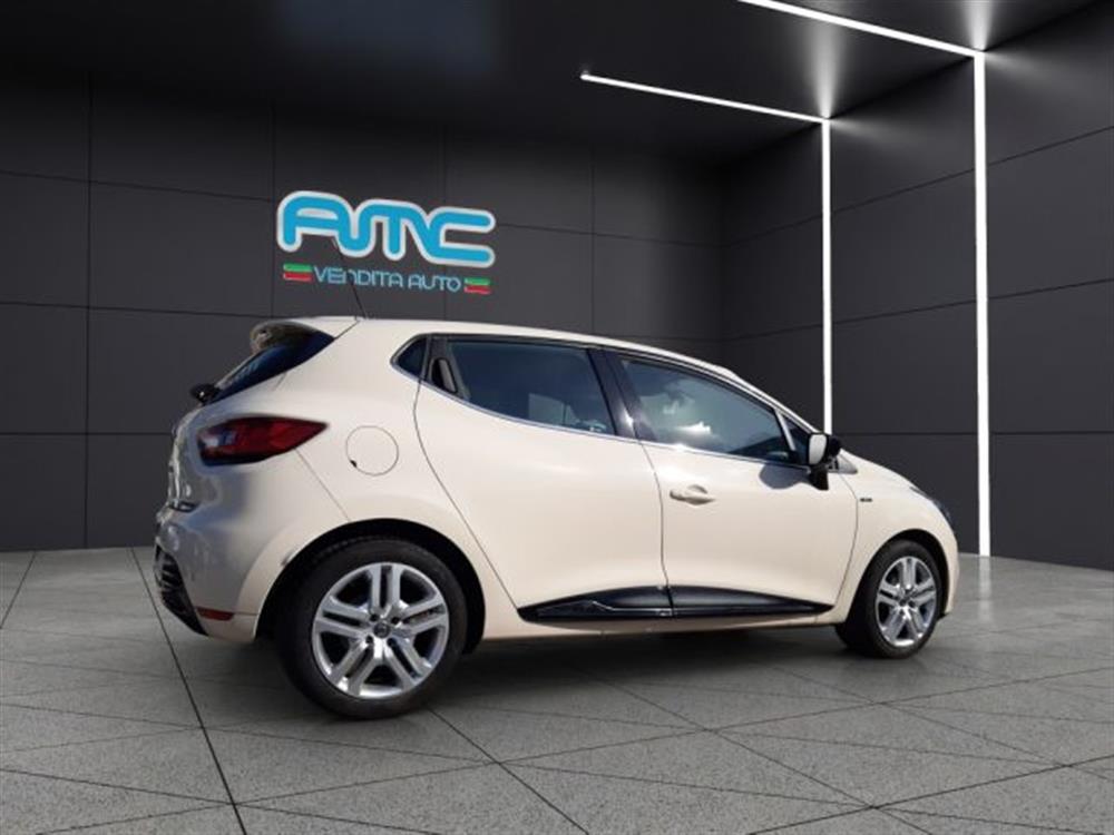 Clio   Clio dCi 8V 75 CV Start&S