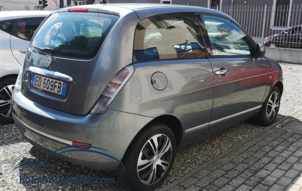 Ypsilon   Ypsilon 1.2 Neopatentati.
