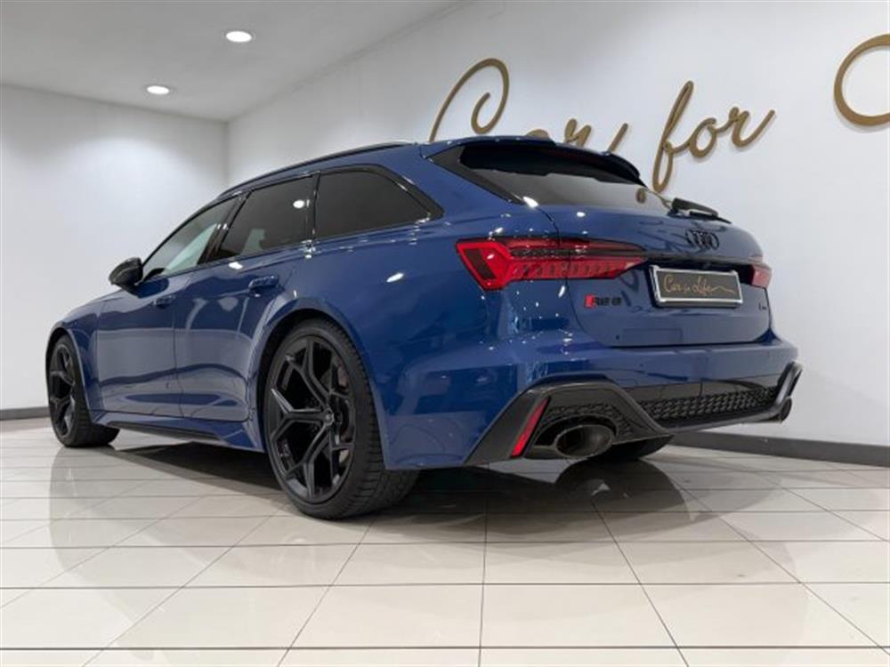 RS6   RS6 Avant 4.0 TFSI V8 Pe