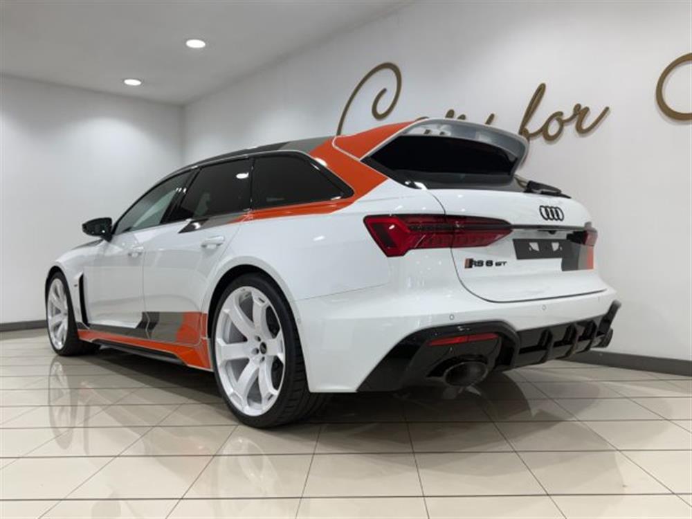 RS6   RS6 Avant 4.0 TFSI GT IV