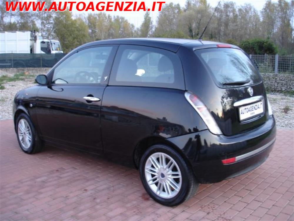 Ypsilon   Ypsilon 1.4 RISTYLING IMP. G
