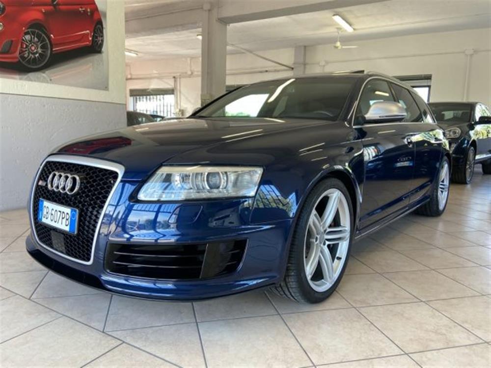 RS6   RS6 Avant 5.0 V10 quattr