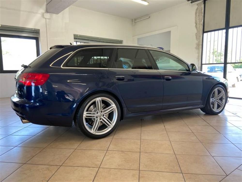RS6   RS6 Avant 5.0 V10 quattr