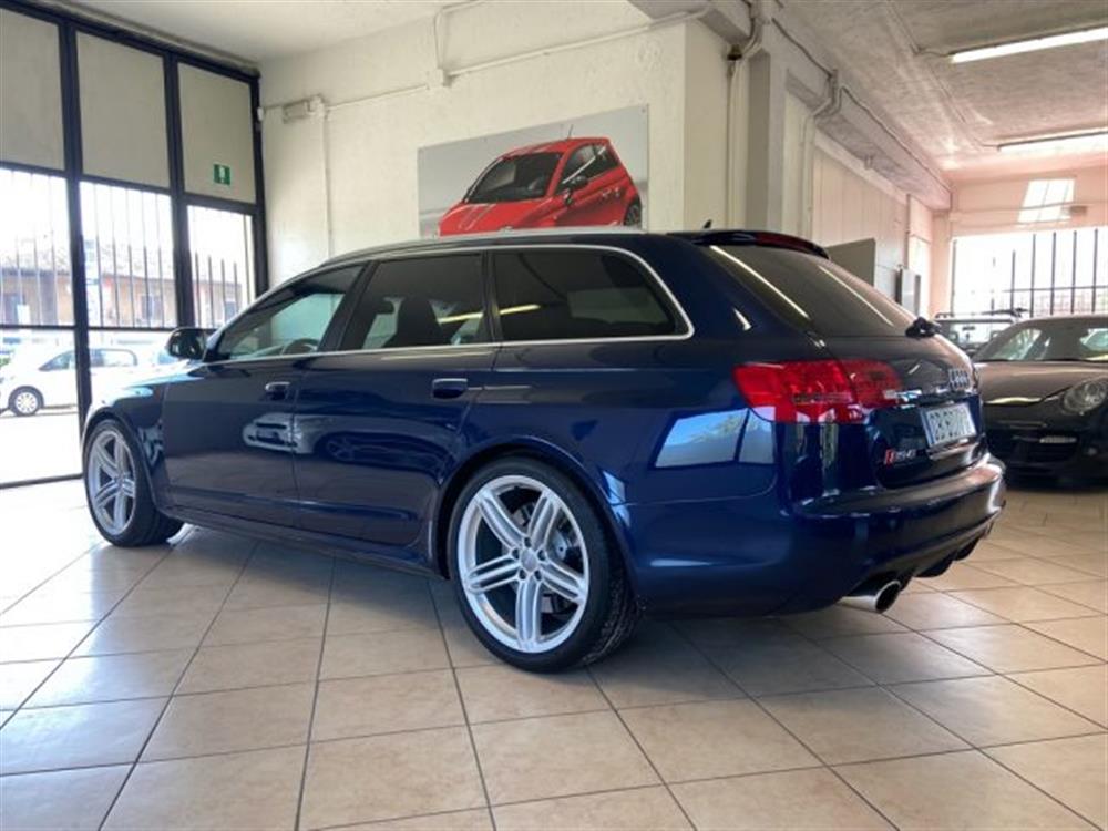RS6   RS6 Avant 5.0 V10 quattr