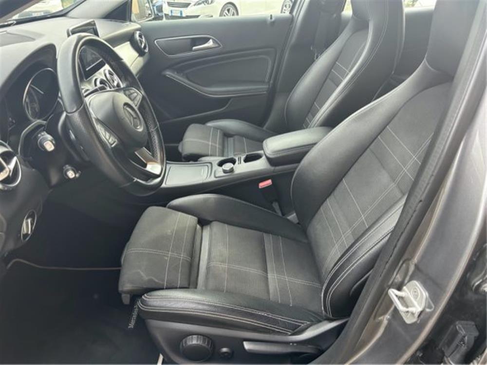 GLA 200   GLA 200 d Automatic 4Matic P