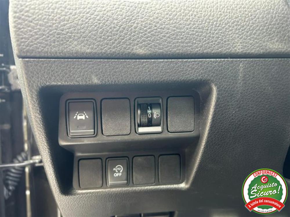 Qashqai   Qashqai 1.5 dCi N-Connecta T