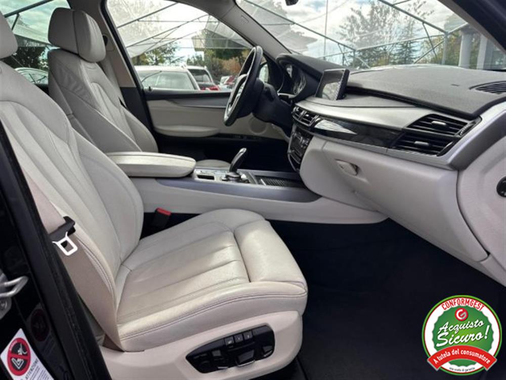 X5   X5 xDrive30d 258CV Luxu