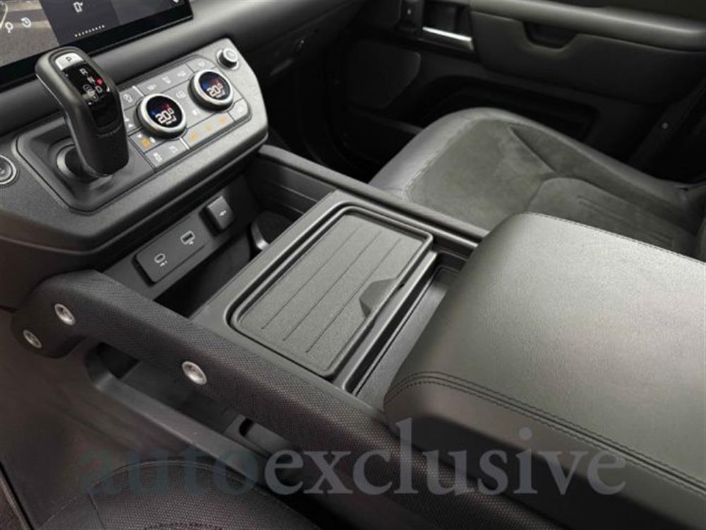 Defender   Defender DEFENDER 90 5.0 AWD