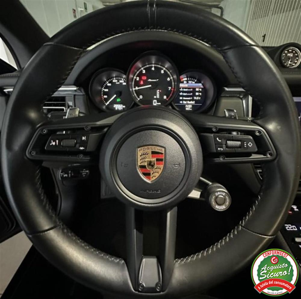 Macan   Macan 2.0 T