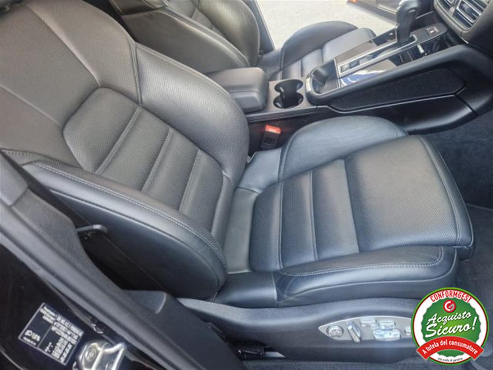 Macan   Macan 2.0 T