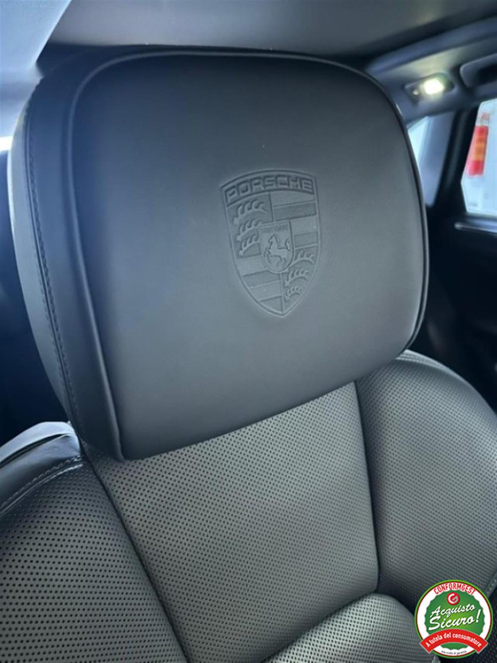Macan   Macan 2.0 T