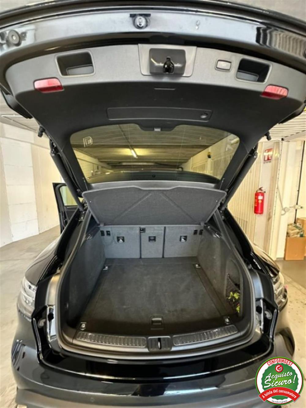 Macan   Macan 2.0 T