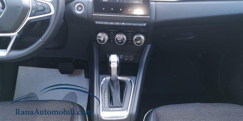 Captur   Captur Full Hybrid E-Tech 1