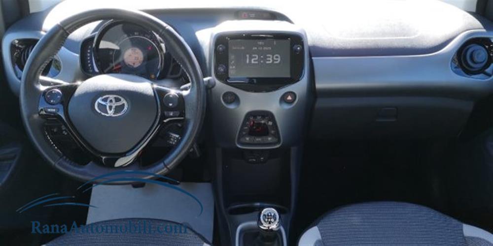 Aygo   Aygo Connect 1.0 VVT-i 5p
