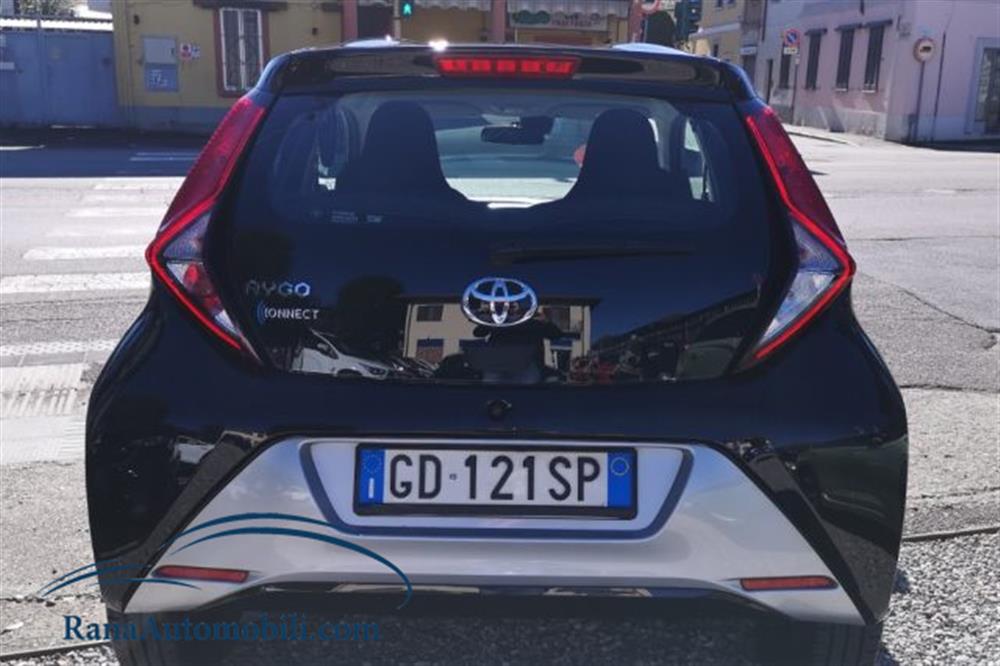 Aygo   Aygo Connect 1.0 VVT-i 5p