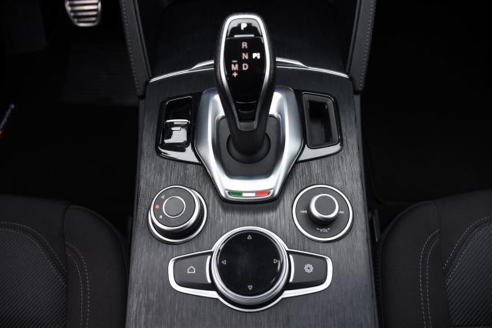Stelvio   Stelvio 2.2 Turbodiesel 160