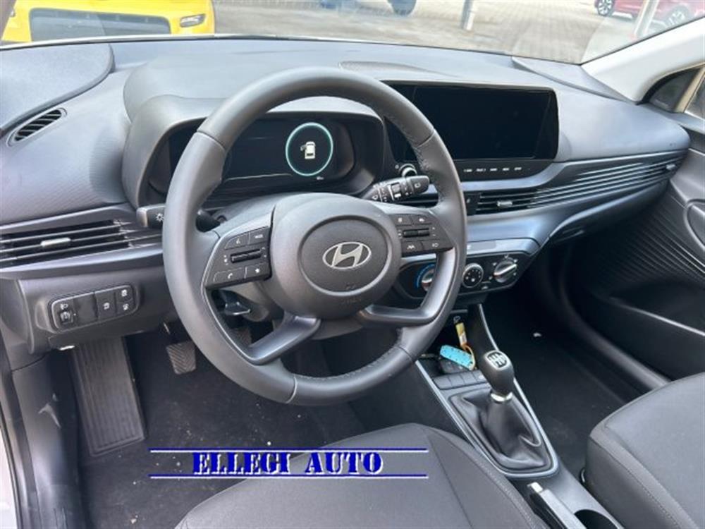 i20   i20 1.2 MPI MT Connectli