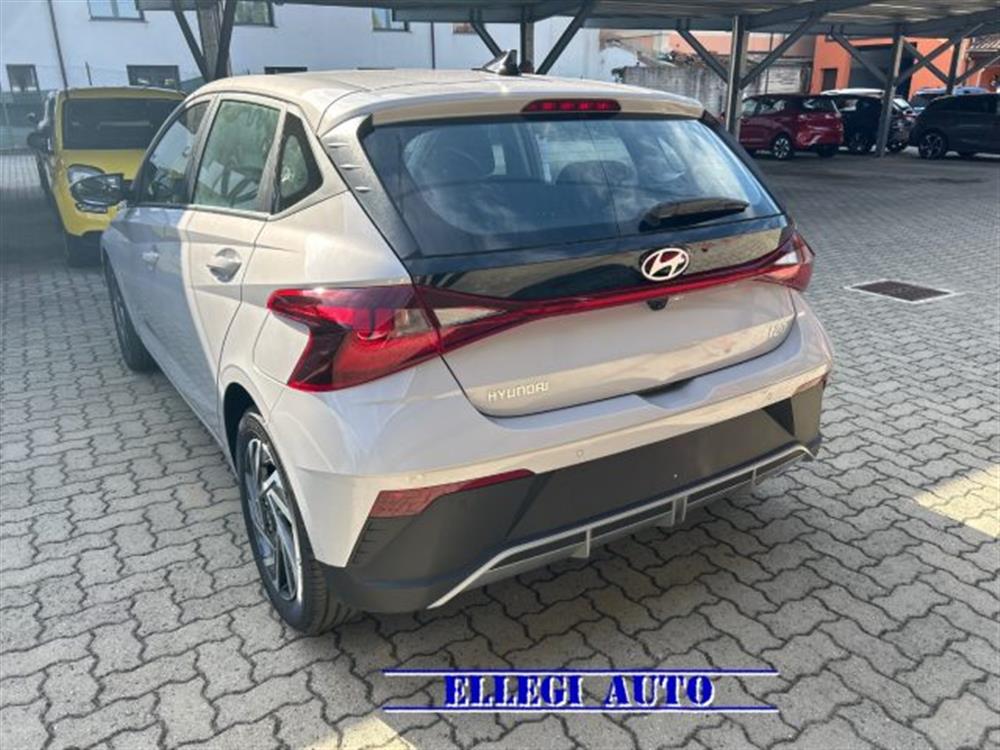 i20   i20 1.2 MPI MT Connectli
