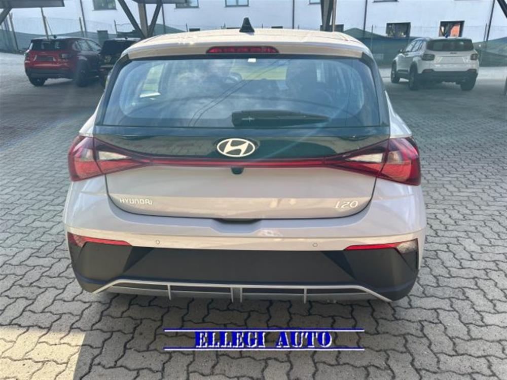 i20   i20 1.2 MPI MT Connectli