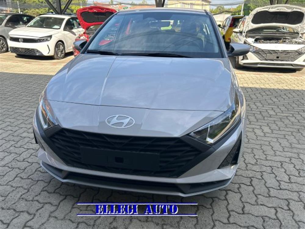 i20   i20 1.2 MPI MT Connectli