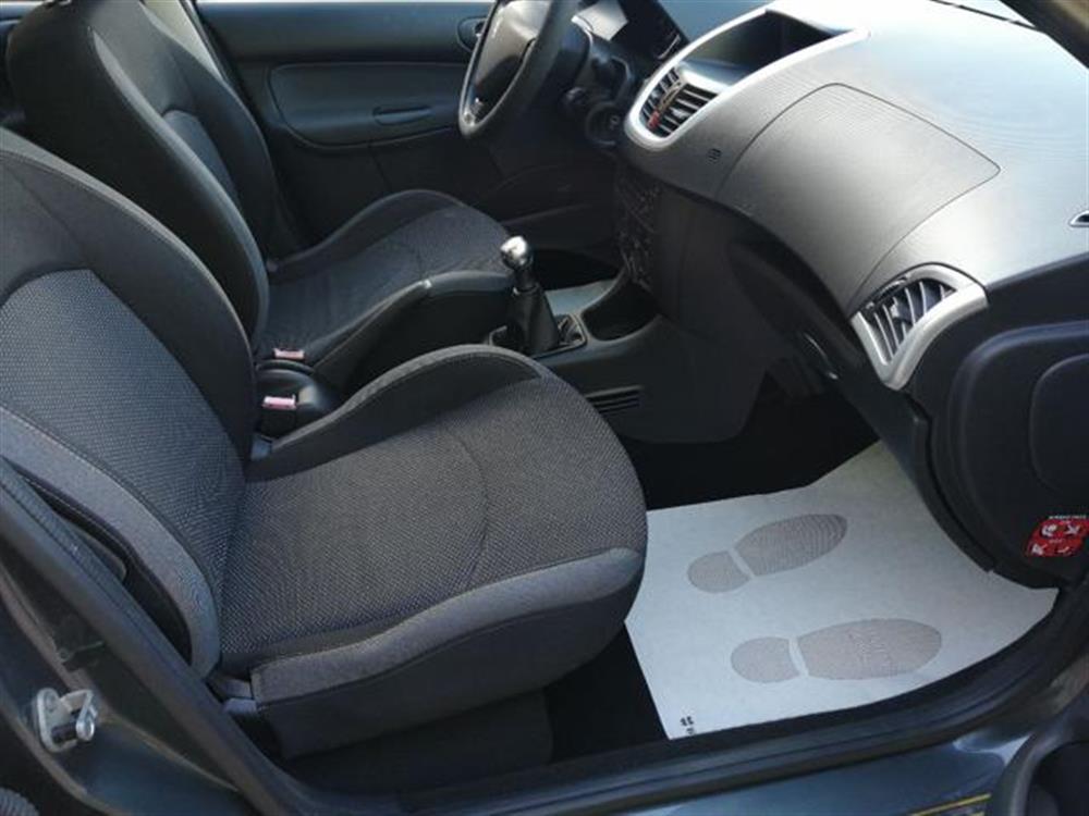 206   206 Plus 1.1 60CV 5p. Ur