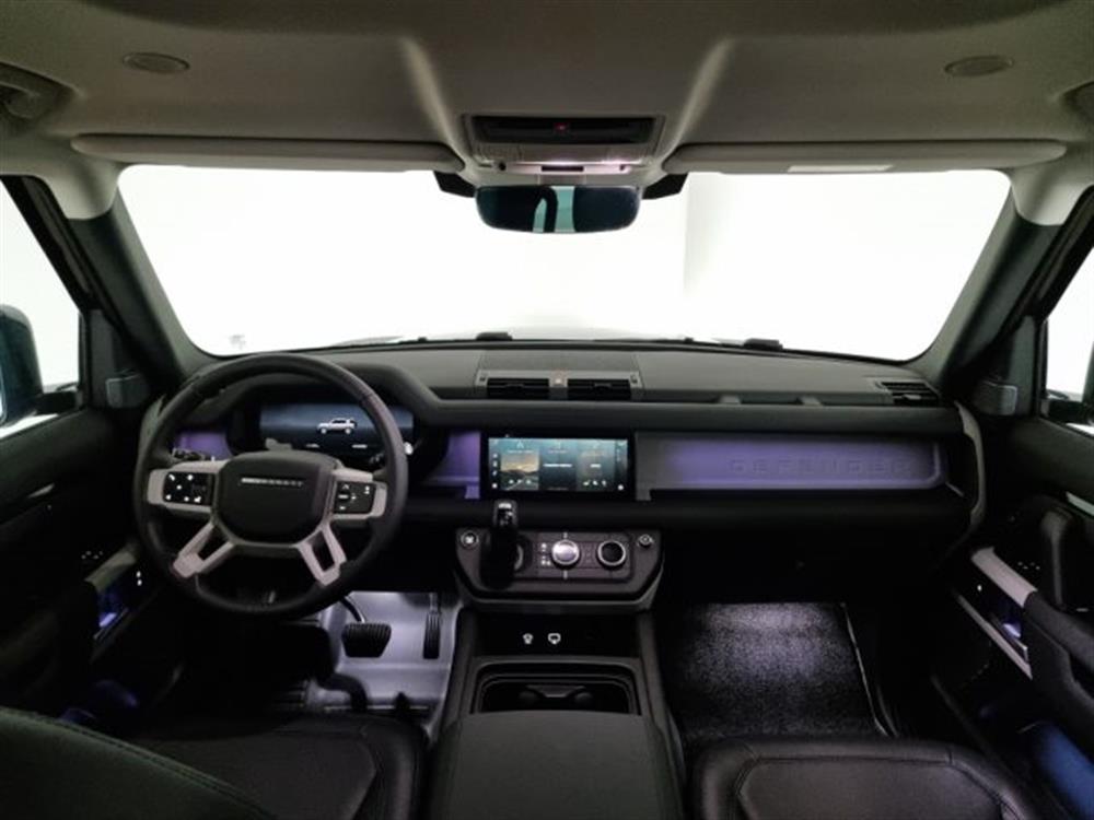 Defender   Defender 110 3.0D I6 200 CV A