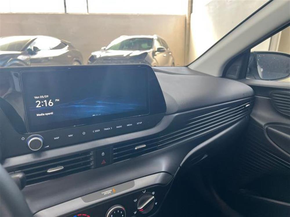 i20   i20 1.2 MPI MT Connectli