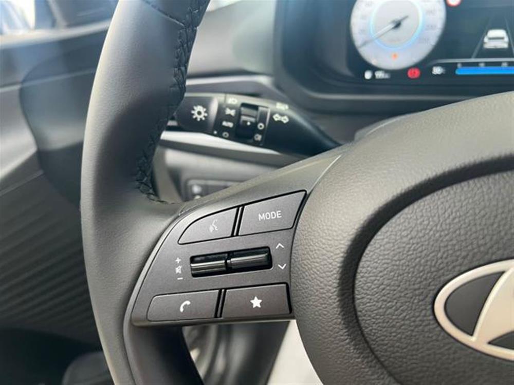 i20   i20 1.2 MPI MT Connectli