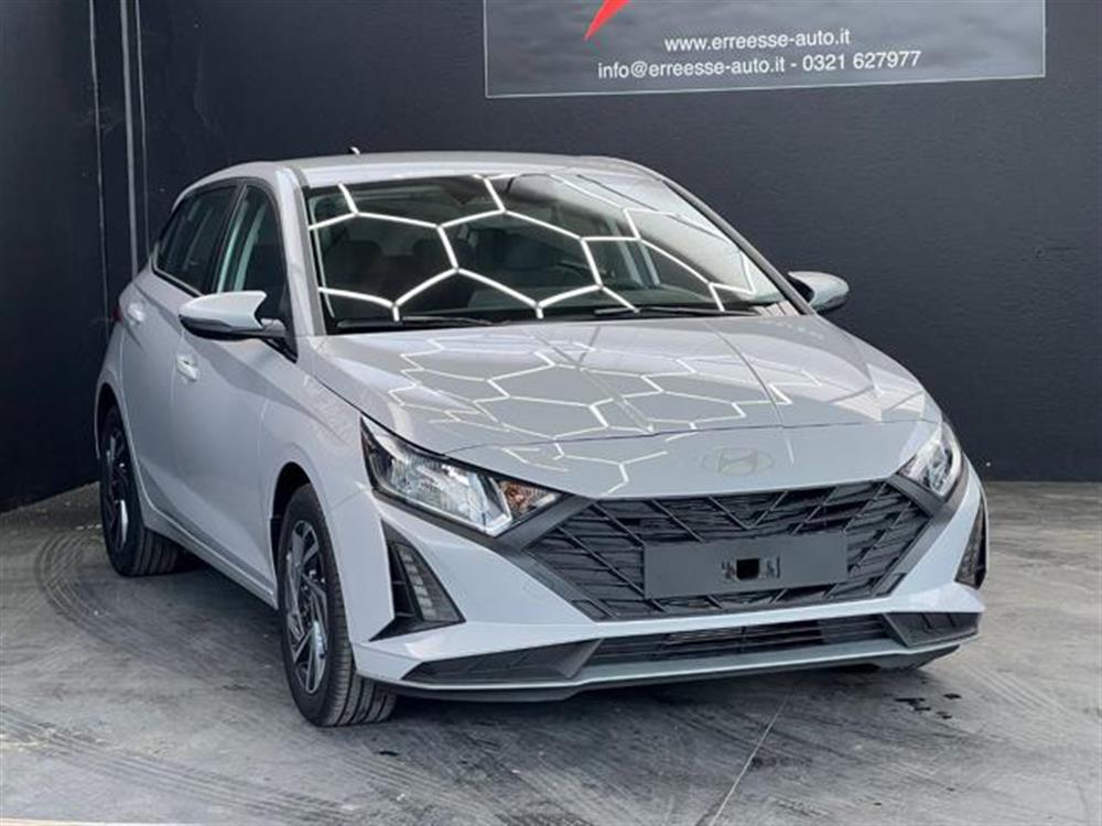 i20   i20 1.2 MPI MT Connectli