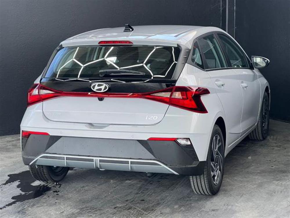 i20   i20 1.2 MPI MT Connectli