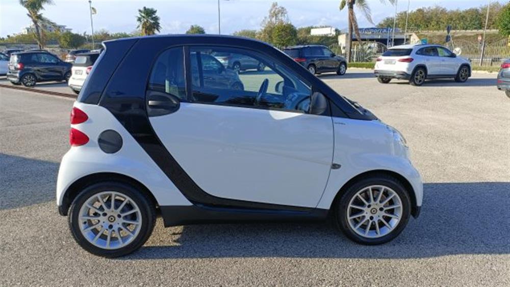 ForTwo   ForTwo 1000 45 kW MHD Pure