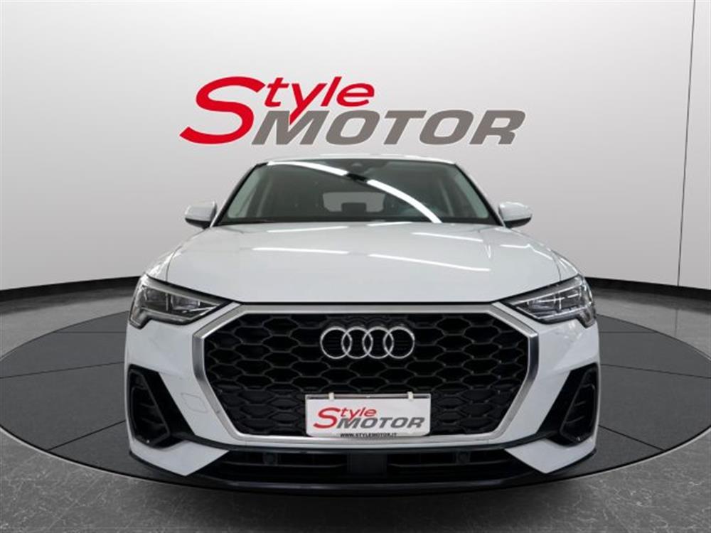 Q3   Q3 SPB SPORTBACK 35 TDI